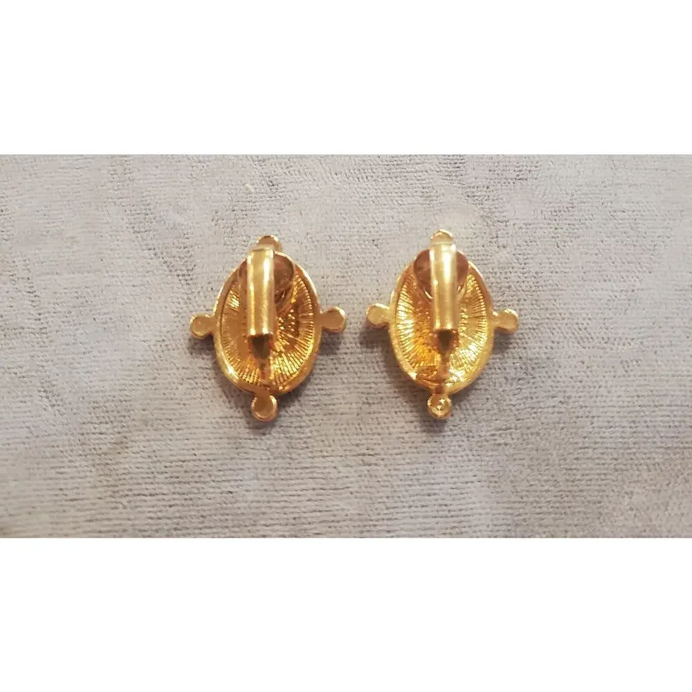 Avon Vintage Clip On Earrings Elegant Estate Gold Tone Colorful Dainty Floral 1